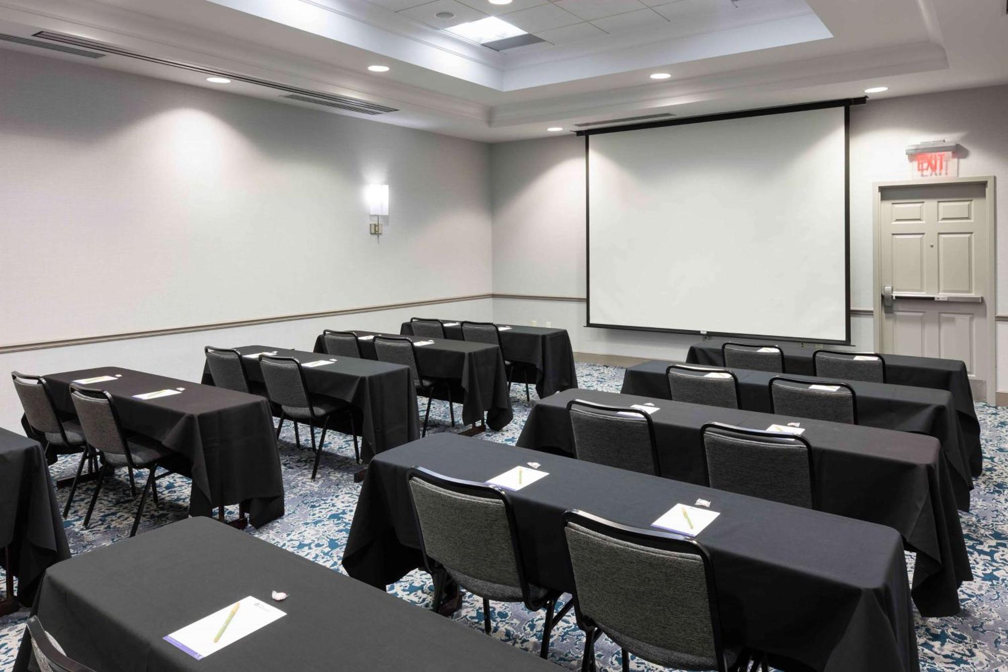 Hilton Garden Inn Detroit/Novi Kültér fotó