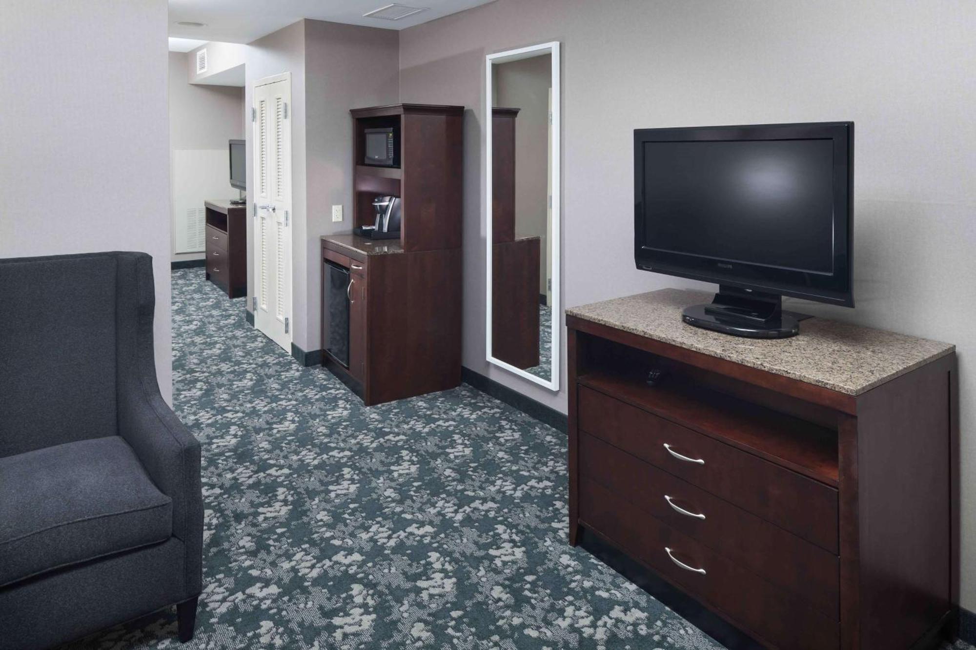 Hilton Garden Inn Detroit/Novi Kültér fotó